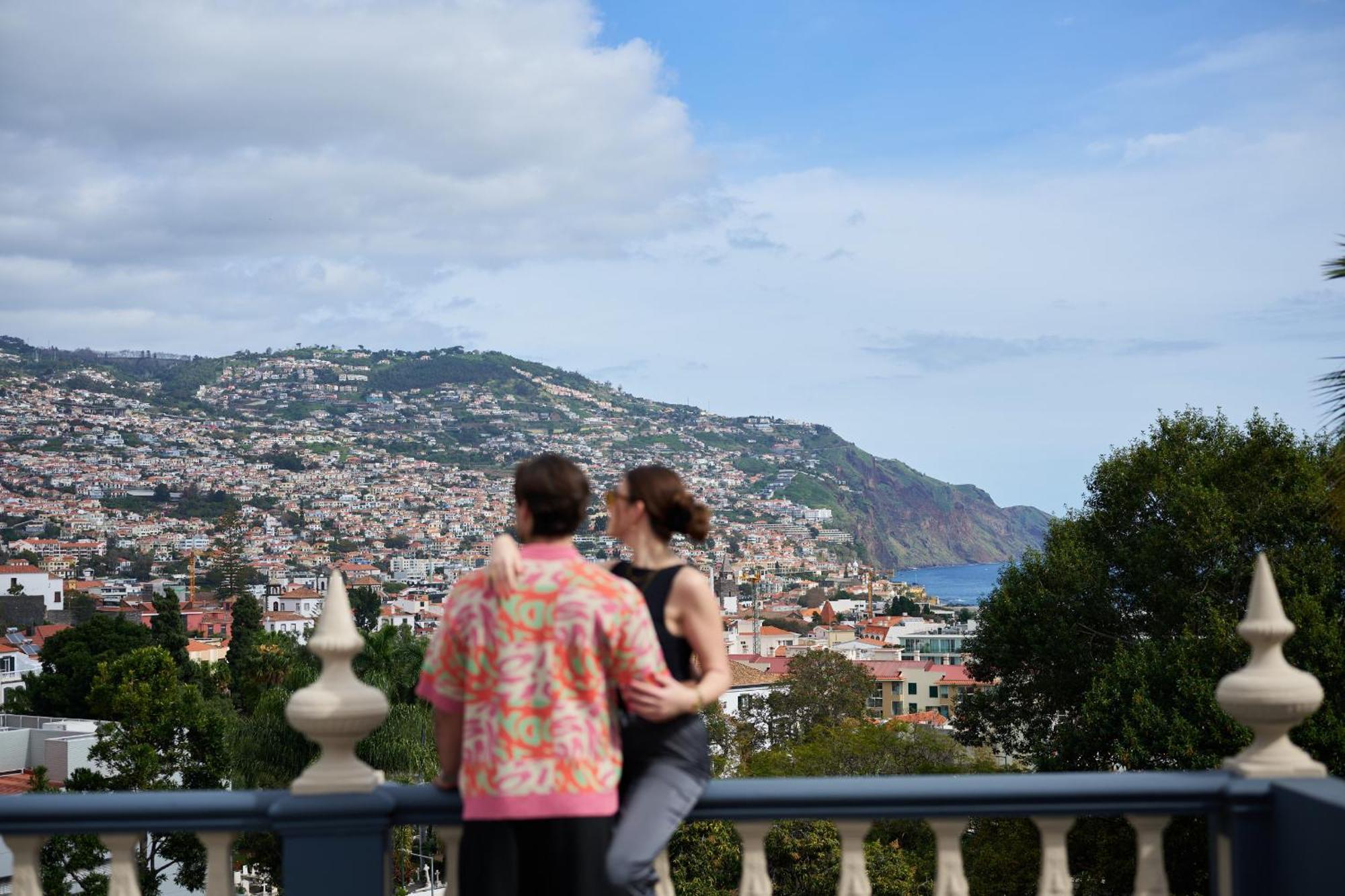 Luna Rossa By Madeira Sun Travel * Funchal (Madeira)